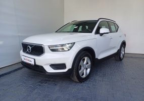 Volvo XC40 Momentum Pro 1.5L 163CP Automatic